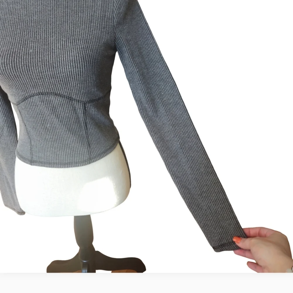 Wild Fable Gray Ribbed Long Sleeve Top - Picture 3 of 9